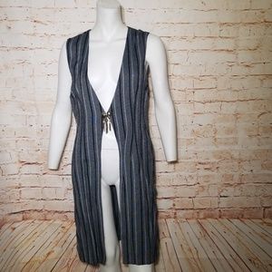 Sleeveless Cardigan